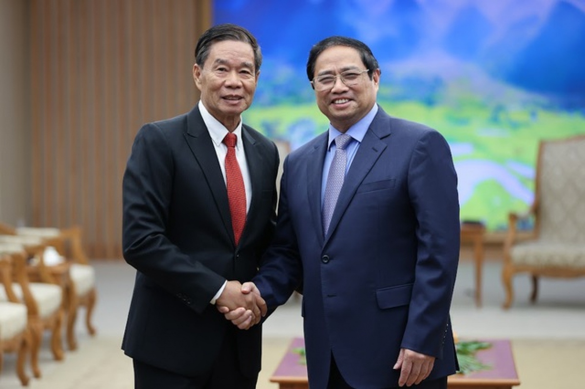 Government chief hosts Lao Front for National Construction leader